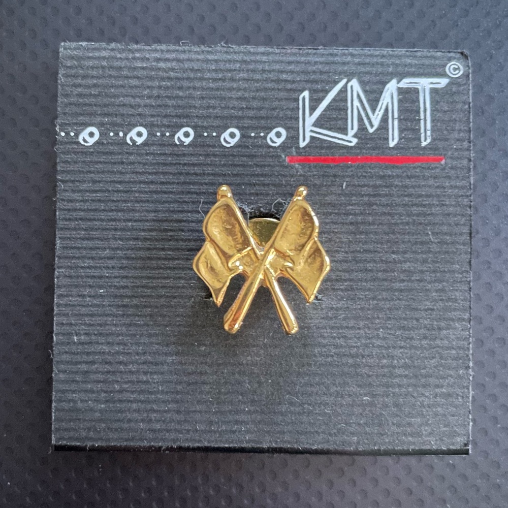 Gold-Toned Crossed Flags Color Guard Metal Lapel Pin (NWT)